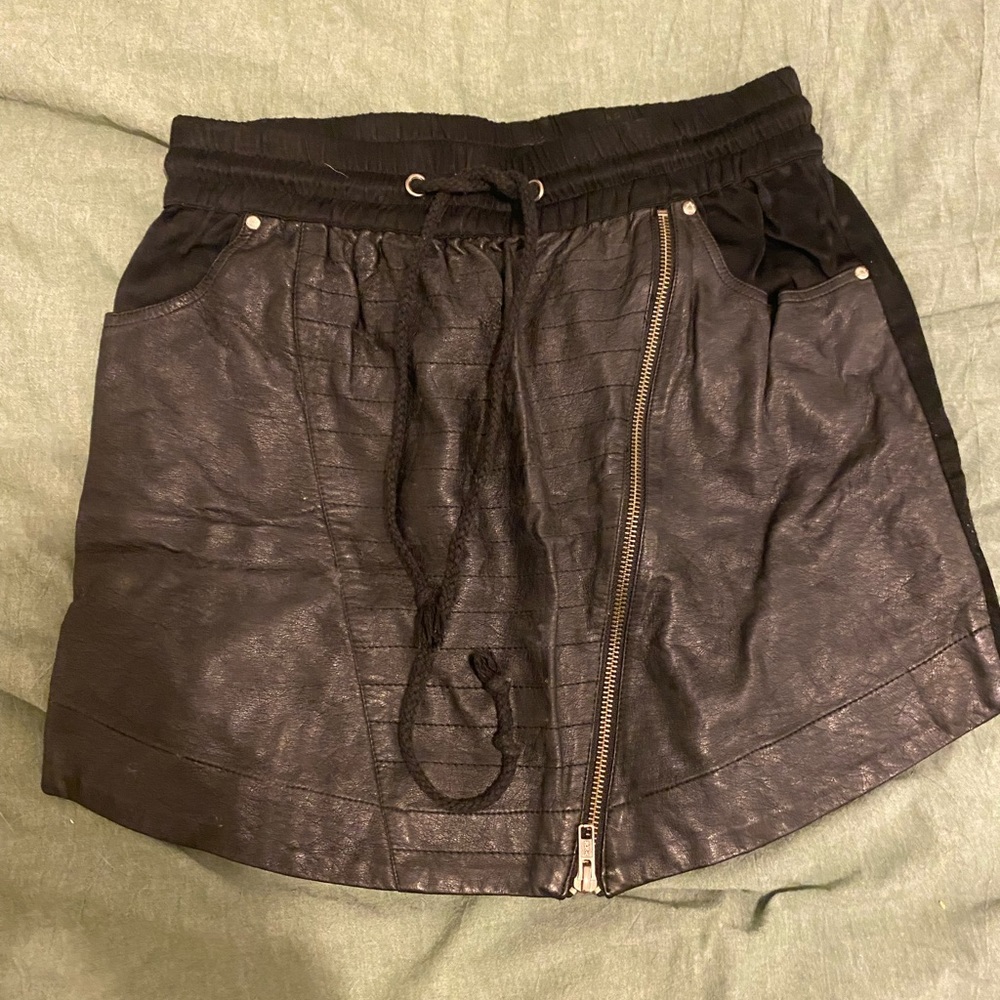 Mini skirt